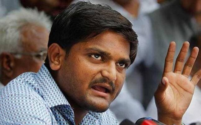 Congress Leader Hardik Patel's Father Bharat Patel Dies Due to COVID-19 at Hospital in Ahmedabad