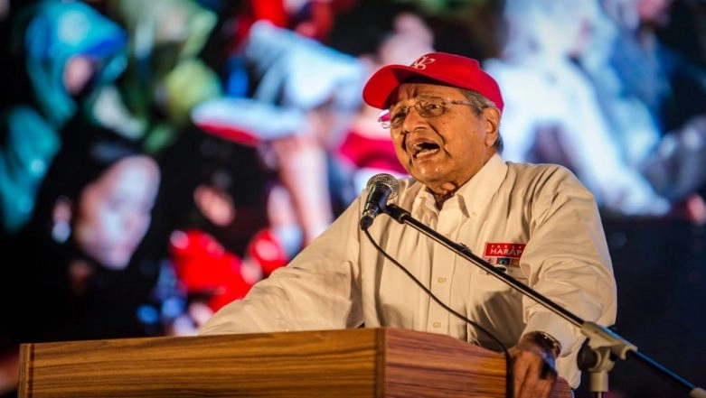France Demands Suspension of Malaysian PM Mahathir Mohamad's Account for Hate Tweet