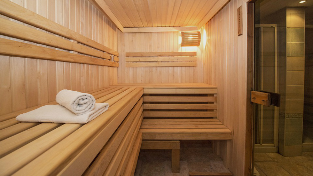 Man Accidentally Recreates a 'Chemical Weapon Used in World War 1' At a  Sauna Bath After Workout, Leaving Others Wheezing & Coughing! Here's What  Happened | LatestLY
