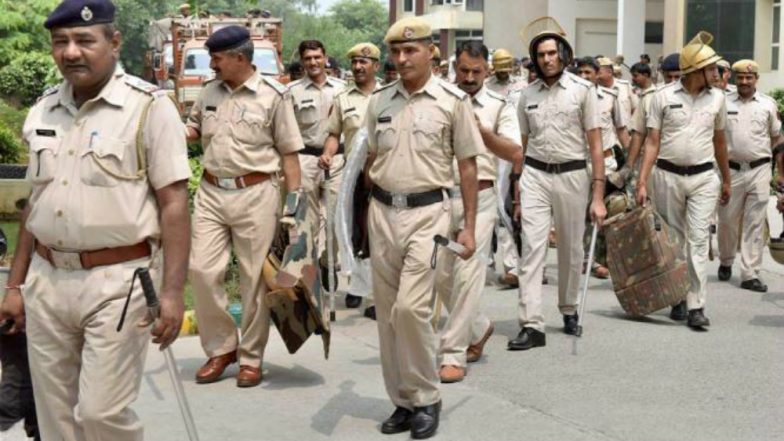 Ayodhya Turns into Fortress Ahead of Uddhav Thackeray’s Visit, Vishva Hindu Parishad’s Dharam Sabha