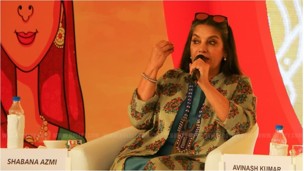 Shabana Azmi Met With an Accident on Mumbai-Pune Expressway: Humanity Dies on Twitter Shabana Azmi Met With an Accident on Mumbai-Pune Expressway: Humanity Dies on Twitter