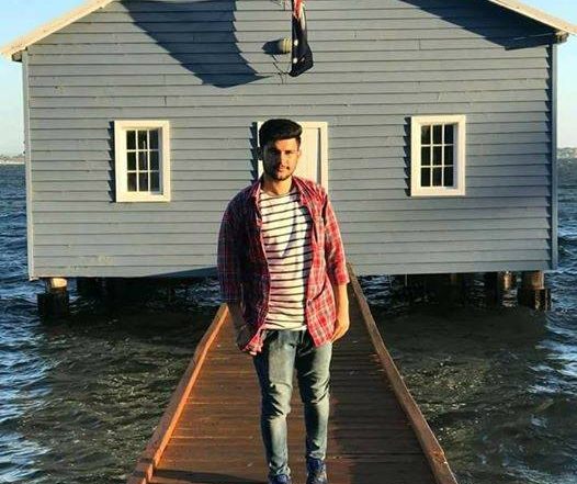 Selfie Kills! Indian Boy Falls Off to Death From a Tourist Spot in Australia