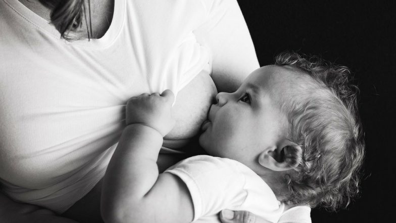 Smoking Can Affect Breastfeeding Habits: Study