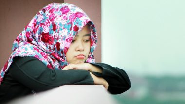College Bars Girl With Hijab And Doesn't Let Her Attend Exams; Moves to High Court