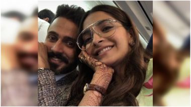 Sonam Kapoor and Anand Ahuja Take an Adorable Selfie as They Depart for Cannes 2018