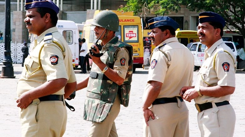 Mumbai Shocker: Drunk Girls, Who Attacked and Abused Patrolling Cops, Held, One Absconding