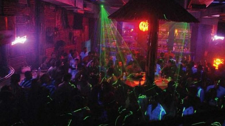 Delhi Pubs Cannot Play Recorded Music Anymore, Only Live Singing and Orchestra Allowed