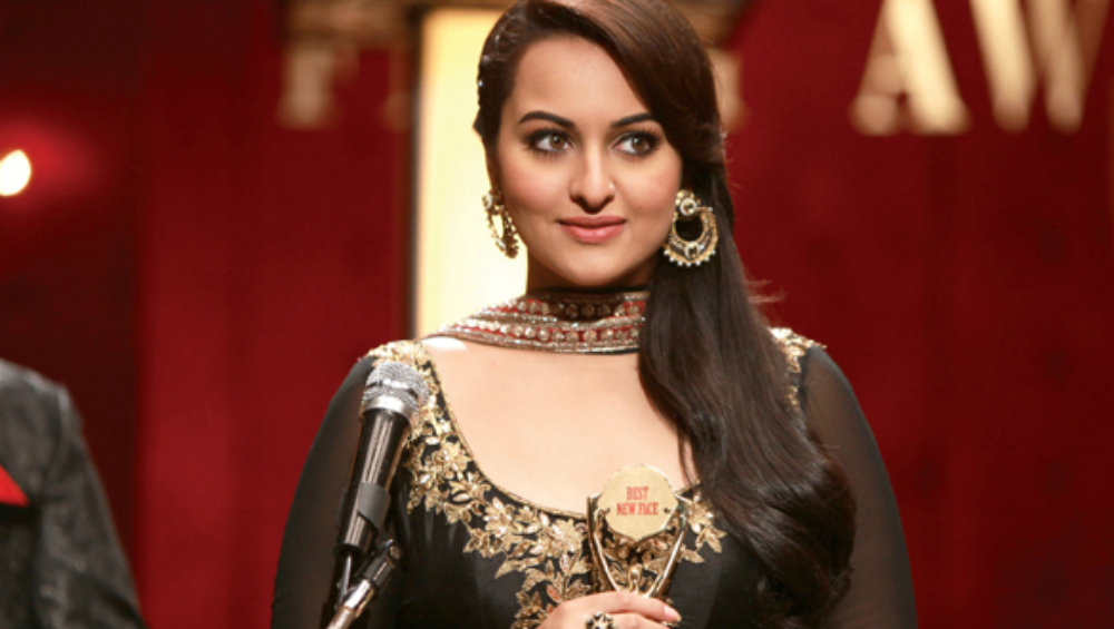 Sonakshi Singh Birthday Special 5 Dabangg Dialogues Of The Actor Will Leave You Khamosh 🎥