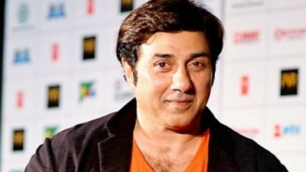 'Vote For BJP or Else This 2.5-Kg Hand...': Sunny Deol on Haryana Elections Campaign Trail; Watch Video 'Vote For BJP or Else This 2.5-Kg Hand...': Sunny Deol on Haryana Elections Campaign Trail; Watch Video