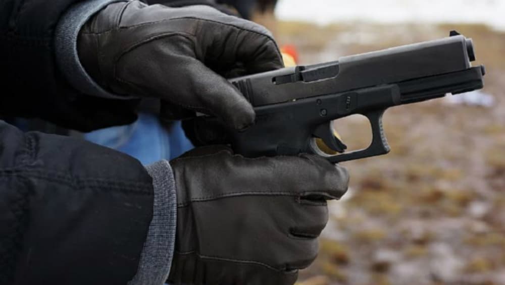 West Bengal: 3 Police Injured in Firing by Miscreants in 24 Parganas North District West Bengal: 3 Police Injured in Firing by Miscreants in 24 Parganas North District