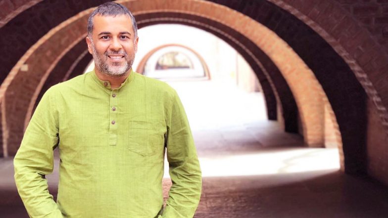 Chetan Bhagat Trolled: Renowned Author Mocked on Twitter For His Views on UP CM Yogi Adityanath