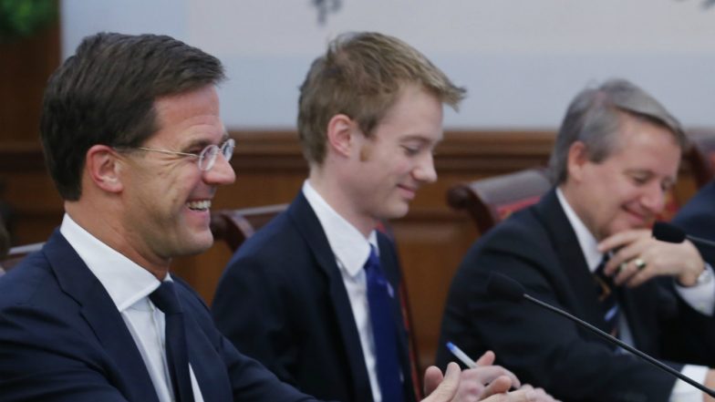 Video: Dutch Prime Minister Mark Rutte Drops Coffee in Parliament, Cleans it up Himself Amid Loud Cheers
