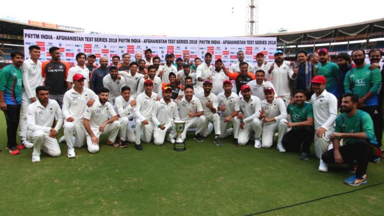 Indian Captain Ajinkya Rahane Invites Afghanistan Team To Pose With Winner's Trophy – Watch Video of the Historic Moment of Sportsmanship in Cricket!