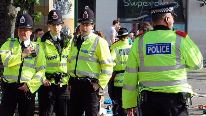 London's Charing Cross Rail Station Evacuated After Man Claims to Carry Bomb!