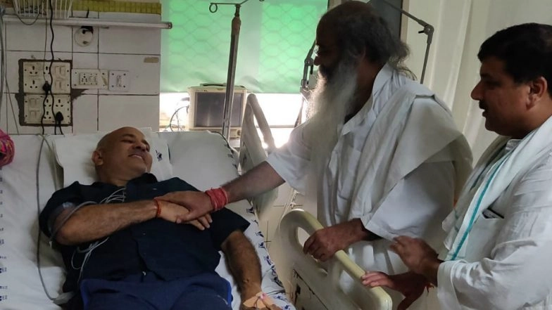 Arvind Kejriwal Dharna: Delhi Deputy CM Manish Sisodia Hospitalised; IAS Officers Ready to Talk to Chief Minister