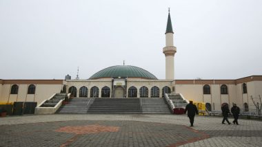 Austria to Shut 7 Mosques, Expel Foreign-funded Clerics
