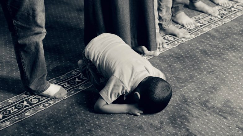 Hyderabad Mosque Welcomes Non-Muslims to Witness 'Namaz'