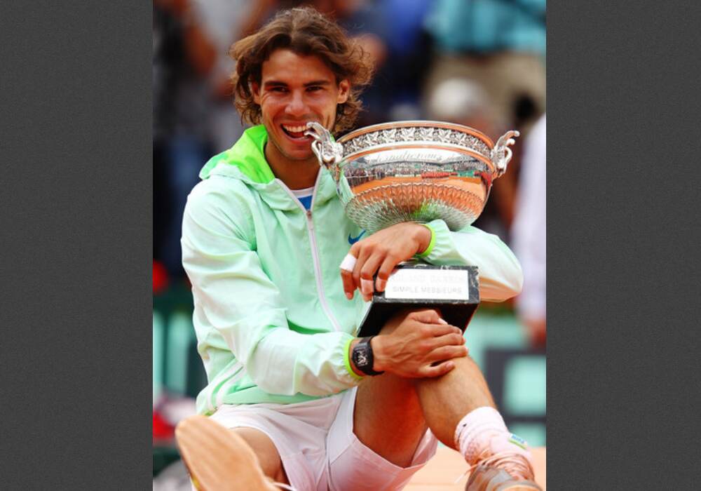 Nadal avenged 2009 Roland Garros defeat by beating Soderling 6–4, 6–2, 6–4. Nadal avenged 2009 Roland Garros defeat by beating Soderling 6–4, 6–2, 6–4.