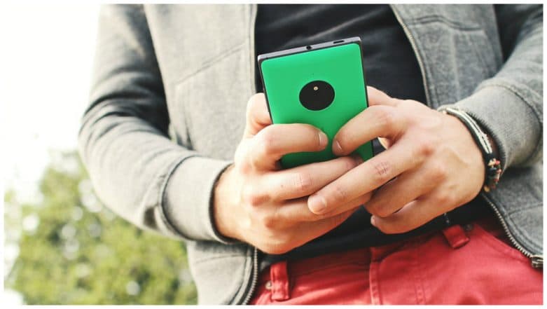 Smartphone Addiction Survey: Nearly 70% Teenagers Wish to Curb Mobile Phone's Usage Smartphone Addiction Survey: Nearly 70% Teenagers Wish to Curb Mobile Phone's Usage