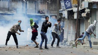 Kashmir Unrest: Teenager Killed in Pulwama as Army Fires to Dispel Stone-Pelters