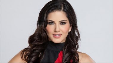 Sunny Leone's Cosmetic Brand 'Star Struck' is Animal Cruelty-Free