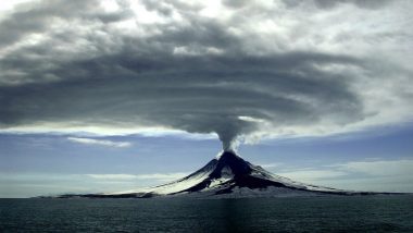 Japan's Mount Aso Volcano Erupts With Massive Smoke Column, Alert Raised to Level 3