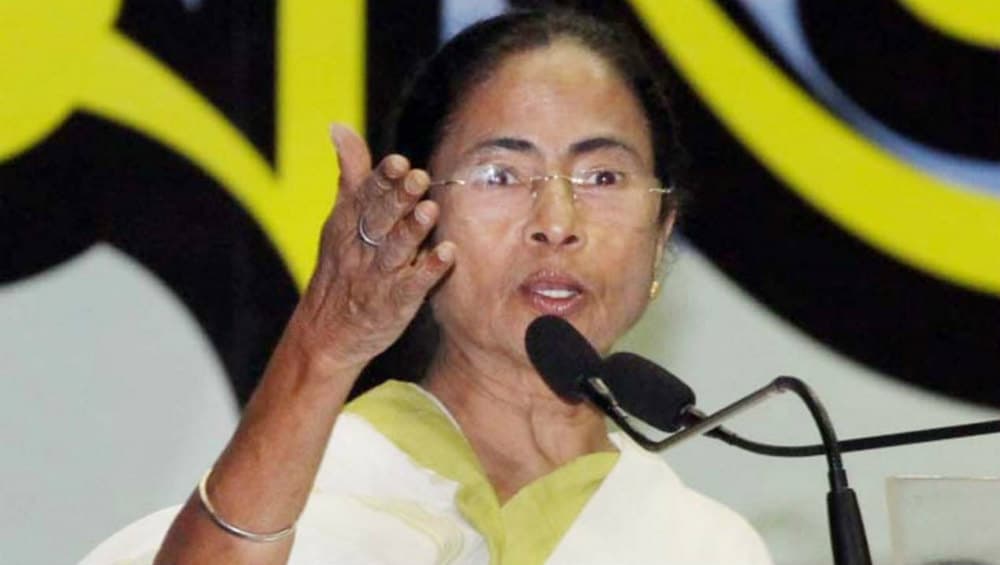 Mamata Banerjee Jabs Centre on Divestment After Rolling Out 'Populist' State Budget, Says Don't Need to Sell PSUs in West Bengal Mamata Banerjee Jabs Centre on Divestment After Rolling Out 'Populist' State Budget, Says Don't Need to Sell PSUs in West Bengal