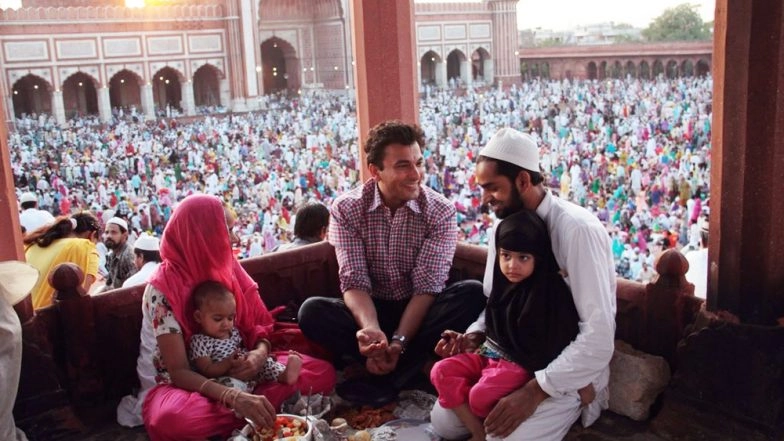 Chef Vikas Khanna Has a Special Iftar as he Reunites With Muslim Family Who Saved Him During 1992 Mumbai Riots