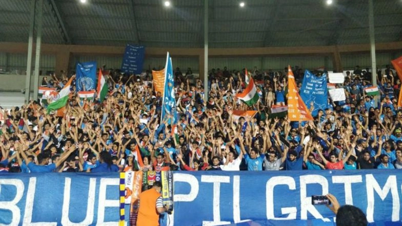 Fans Throng the Mumbai Football Arena After Sunil Chhetri’s Appeal, Videos From India vs Kenya Match Will Give You Goosebumps