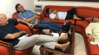 Arvind Kejriwal, 3 Other Delhi Ministers on Dharna Against IAS Officers' Strike, Spend the Night at L-G Anil Baijal's Office