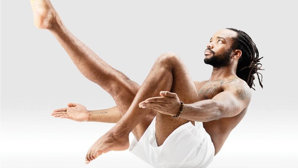 Navasana helps in strengthening your core and relieving stress. Navasana helps in strengthening your core and relieving stress.