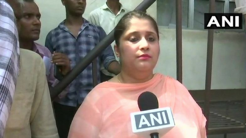 Hindu Wife, Muslim Husband Finally Gets Passport From Lucknow Passport Seva Kendra, After Complaining to Sushma Swaraj