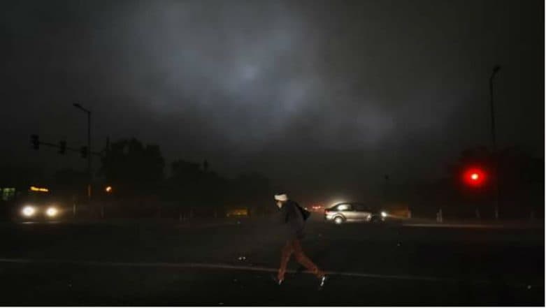 Rains and Thunderstorm Kill Over 30 People in Gujarat, Madhya Pradesh And Rajasthan; Turbulent Weather Prevails In North India Rains and Thunderstorm Kill Over 30 People in Gujarat, Madhya Pradesh And Rajasthan; Turbulent Weather Prevails In North India