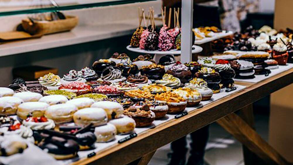 Chocolate has a wide variety like dark, pink, white, milk etc. Chocolate has a wide variety like dark, pink, white, milk etc.