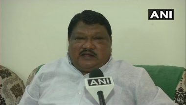 Union Minster Jual Oram Asks Villagers to Be As 'Smart' As Vijay Mallya; Apologises Day After for His Not so 'Smart' Comment
