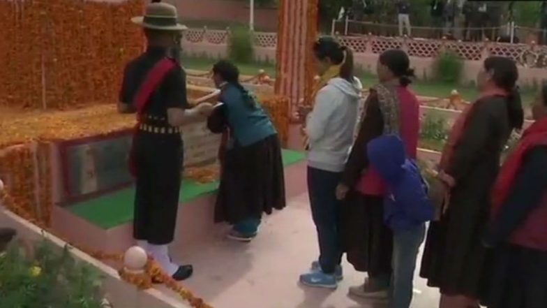 Kargil Vijay Diwas 2018: People in J&K Pay Homage to Soldiers Who Lost Their Lives During 1999 Kargil War