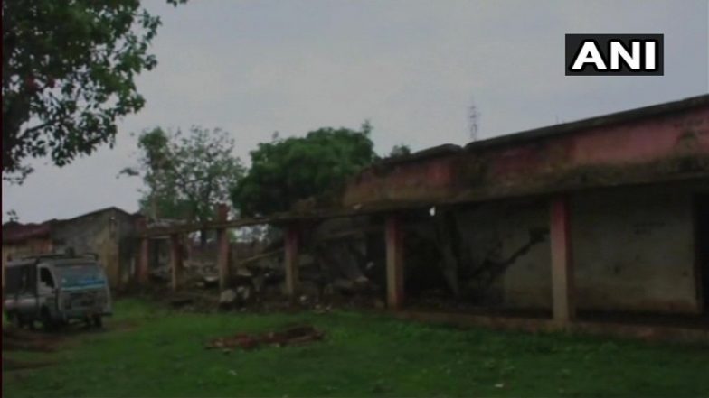 Jharkhand: Naxals Destroy School in Latehar Region