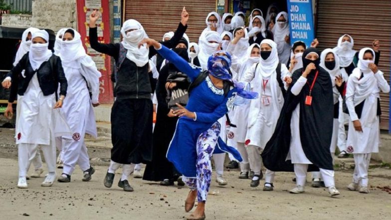 Kashmir: Stone-Pelting Incidents Go Down Under Central Rule, Average Number of Daily Cases Was Highest During PDP-BJP Regime