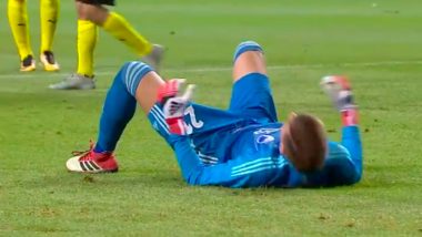 Goalkeeper Jesse Joronen Collides With Teammate Denis Vavro, Loses Two Teeth on Copenhagen Debut: Watch Video