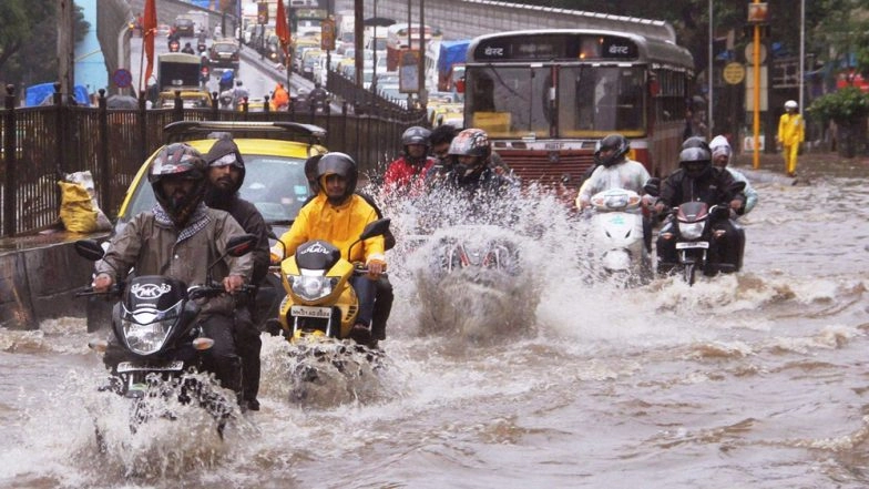 Mumbai Rains: Check out Traffic Diversion Update and Which Roads to Avoid Due to Waterlogging in The City