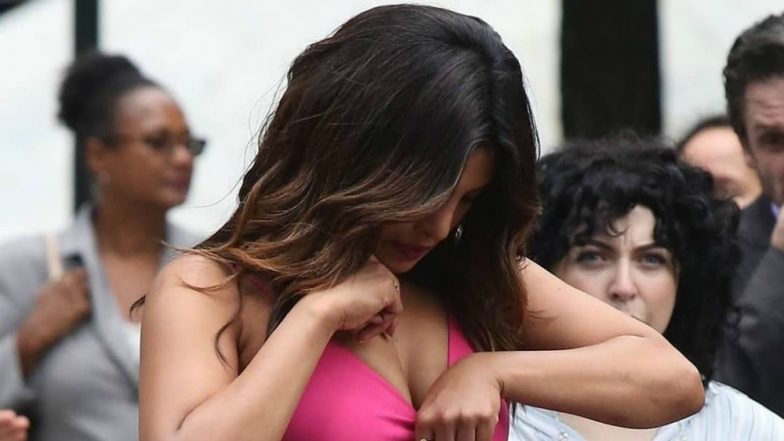 Priyanka Chopra Checking Her Cleavage Is One Hell of an Embarrassing Celebrity Photo That Desperately Need Some Context