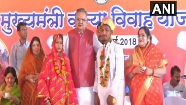 Chhattisgarh CM Raman Singh Attends Mass Marriage in Raipur