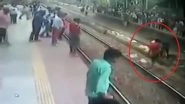 Alert RPF Personnel, Passengers Save Man From Committing Suicide on Tracks at Kurla Station, Watch Video