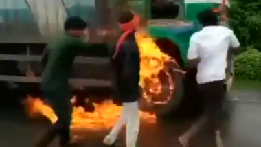 Milk Price Protest: Swabhimani Shetkari Sangathna Set Rajhans Milk Shop Truck On Fire In Washim's Malegript>
          googletag.cmd.push(function() { googletag.display('div-gpt-ad-1590063487025-0'); });
        </script>
      </div> -->
    </div>

    <div class=