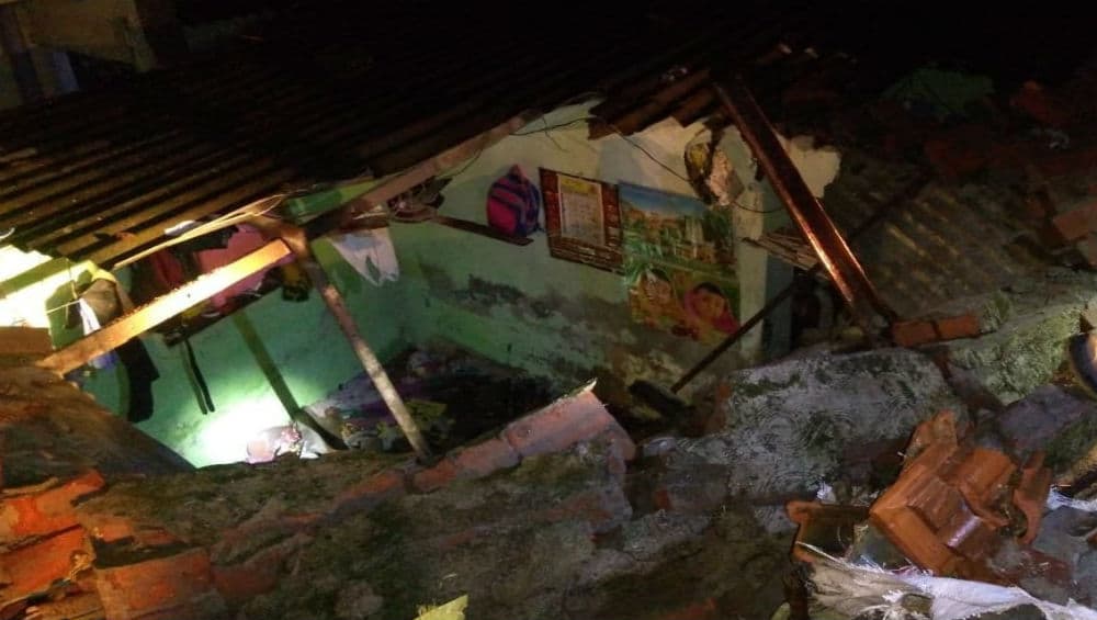Hyderabad: House Wall Collapse, Three Children Die, One Injured Hyderabad: House Wall Collapse, Three Children Die, One Injured