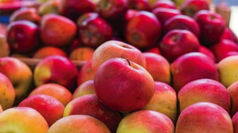 Ramzan 2020: Lockdown-Hit Kashmiri Farmers Hope For Boost in Apple Consumption And Hassle-Free Sale