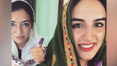 Pakistan Elections 2018: Benazir Bhutto's Daughters Bakhtawar and Aseefa Cast Votes in Sindh's Nawabshah; See Pictures