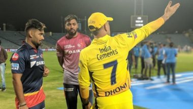 MS Dhoni’s Advice to Rishabh Pant: Hands & Head Coordination is Important While Wicket-Keeping (Watch Video)