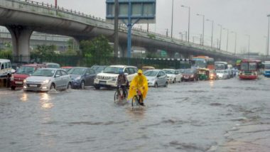 Delhi Rains: Heavy Rainfall Continues to Lash NCR For Second Day, Waterlogging Leads to Traffic Snarls at Several Places
