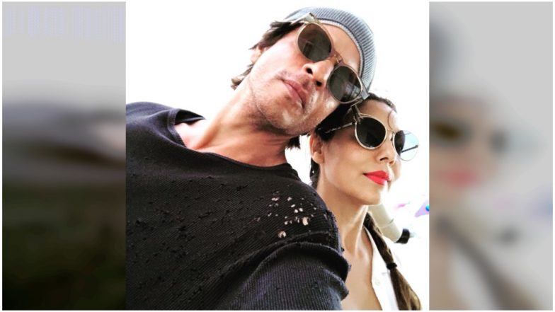 Shah Rukh Khan Posts His 'First' Selfie With Gauri in Years and It is so Damn Adorable!